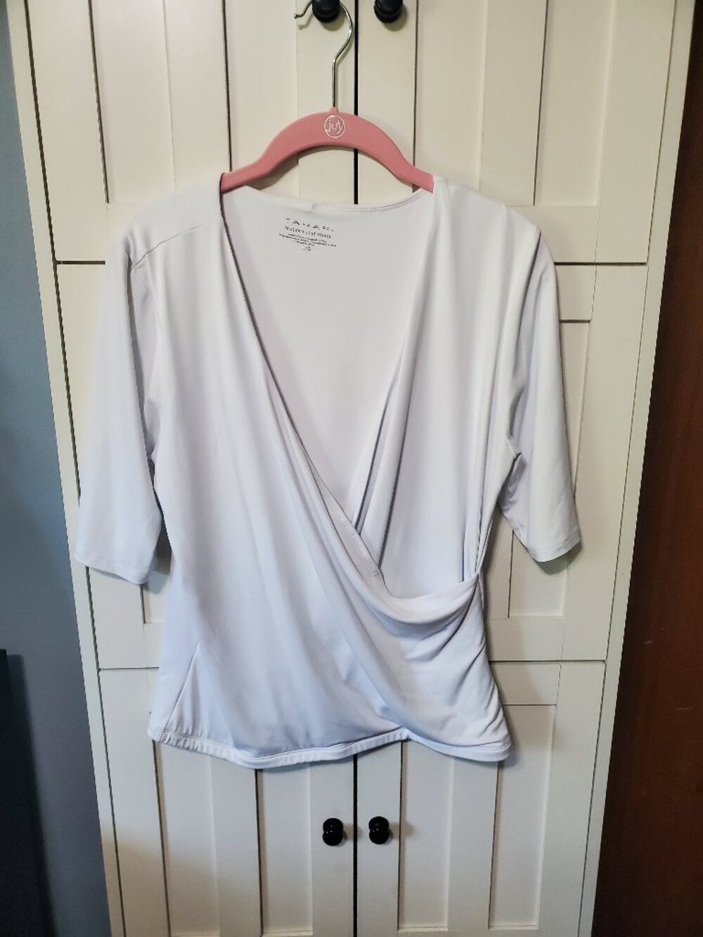 Size Large Tahari Wrap Top